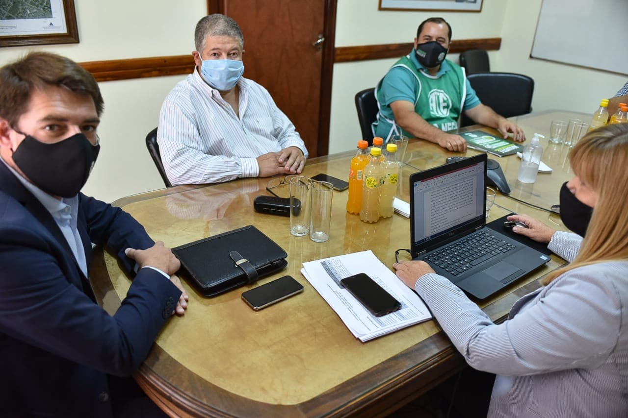 Para ATE fue buena la oferta del gobienrno, «logramos un 30% de aumento en la indumentaria»