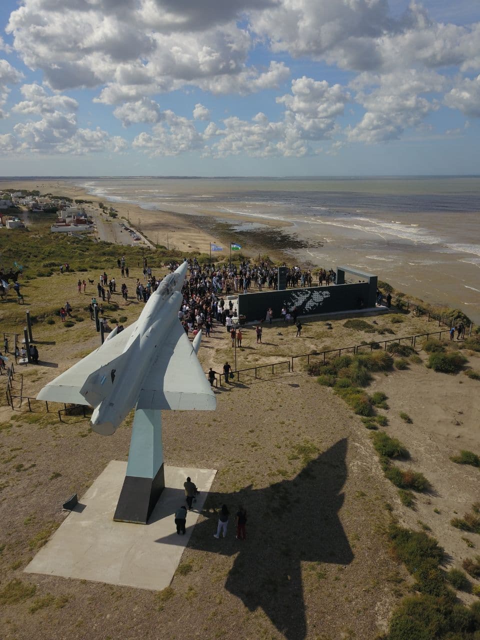 Se realizó el acto de homenaje a los Caídos y Veteranos de Malvinas en El Cóndor