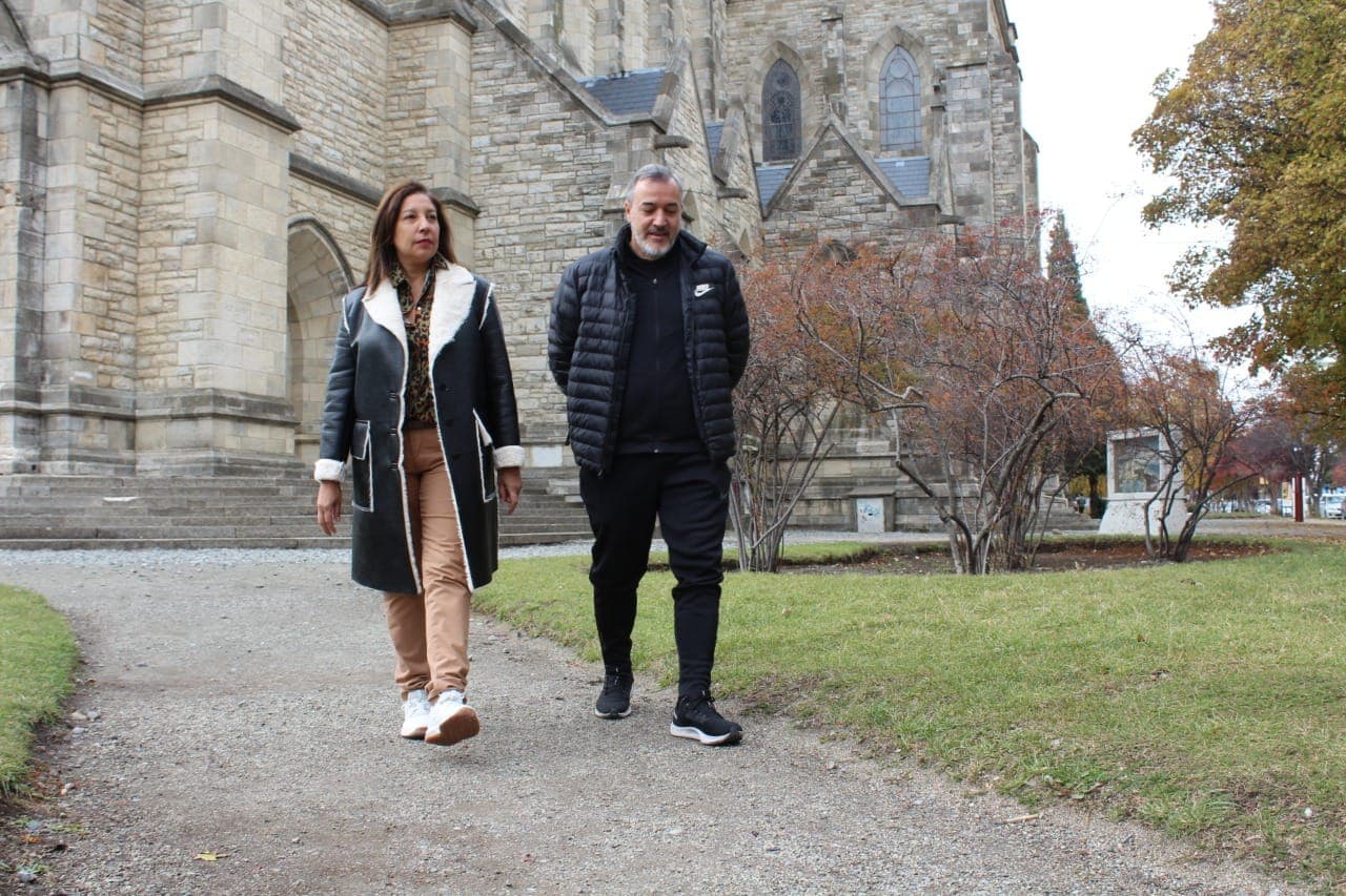 Carreras se reunió con Aguiar y acordaron adelantar las paritarias