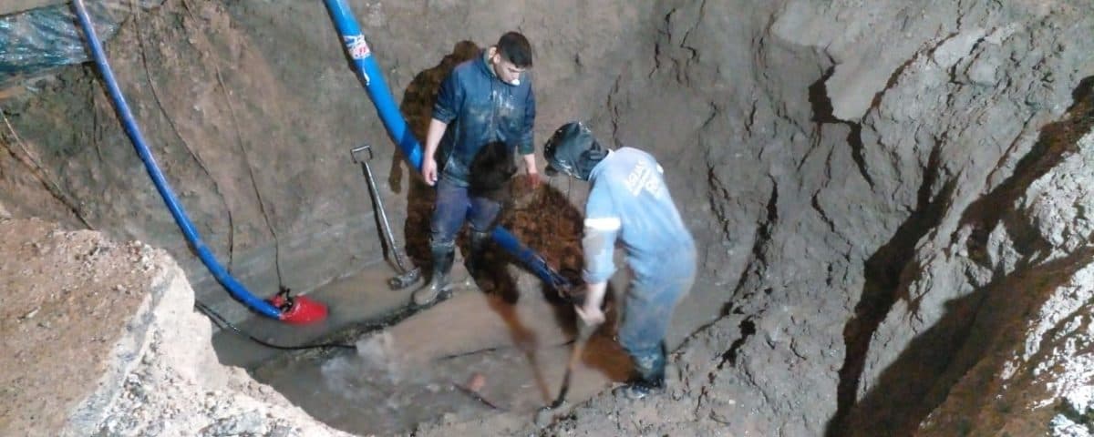 La rotura de un caño dejó a los vecinos de Viedma más de 10 horas sin agua