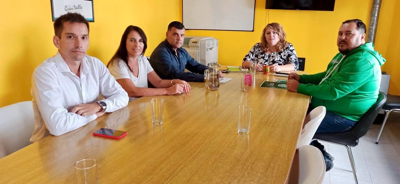 Realizaron una nueva propuesta salarial a los gremios estatales