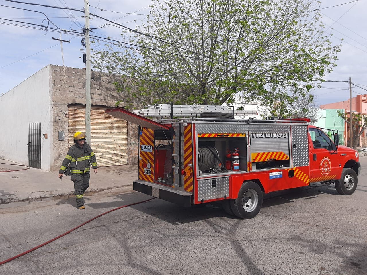 Solo daños materiales producto de un incendio en calle Colón en Patagones