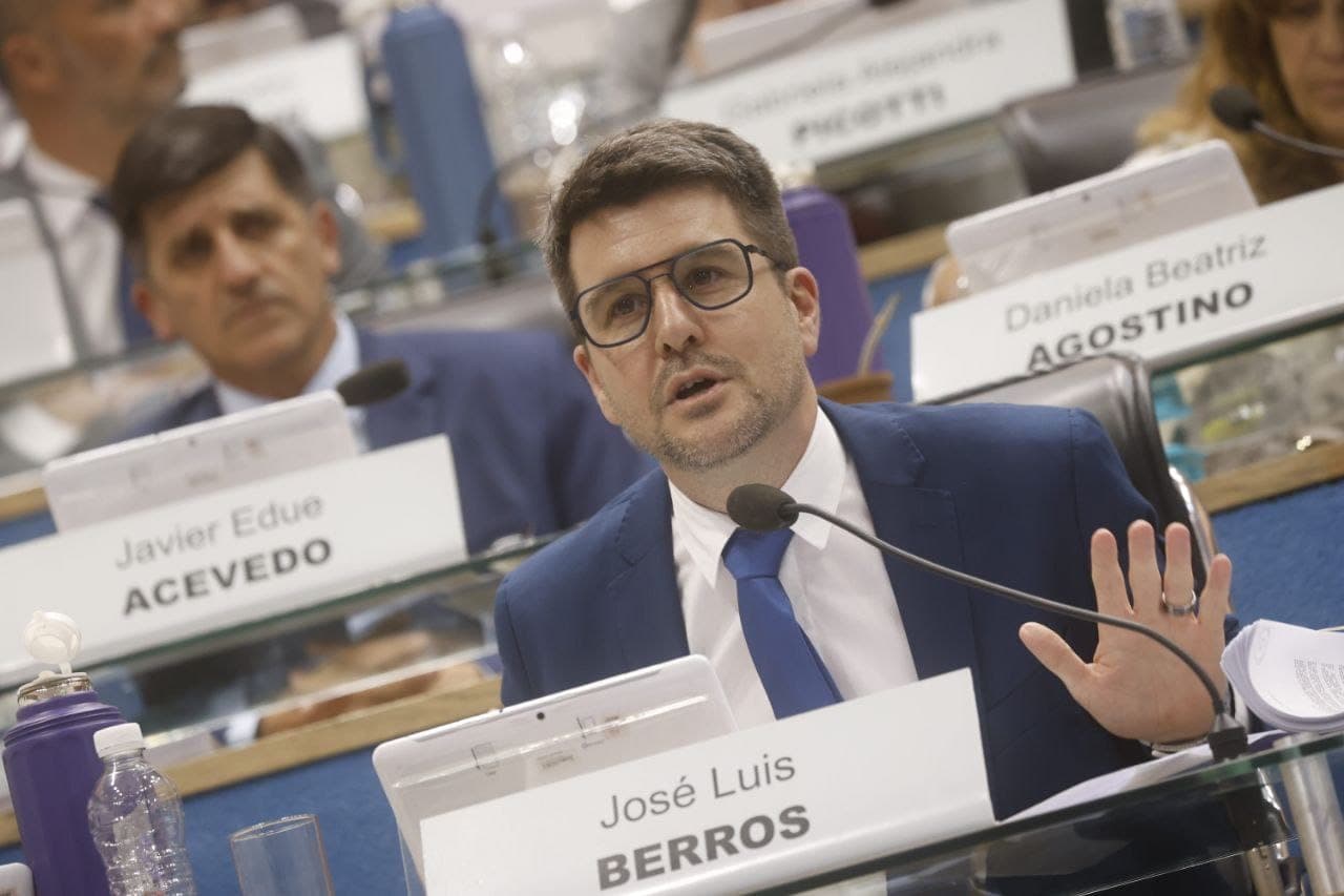 Cobrar aranceles a extranjeros, «es una cortina de humo para desviar la atención de los verdaderos problemas que enfrenta Río Negro»