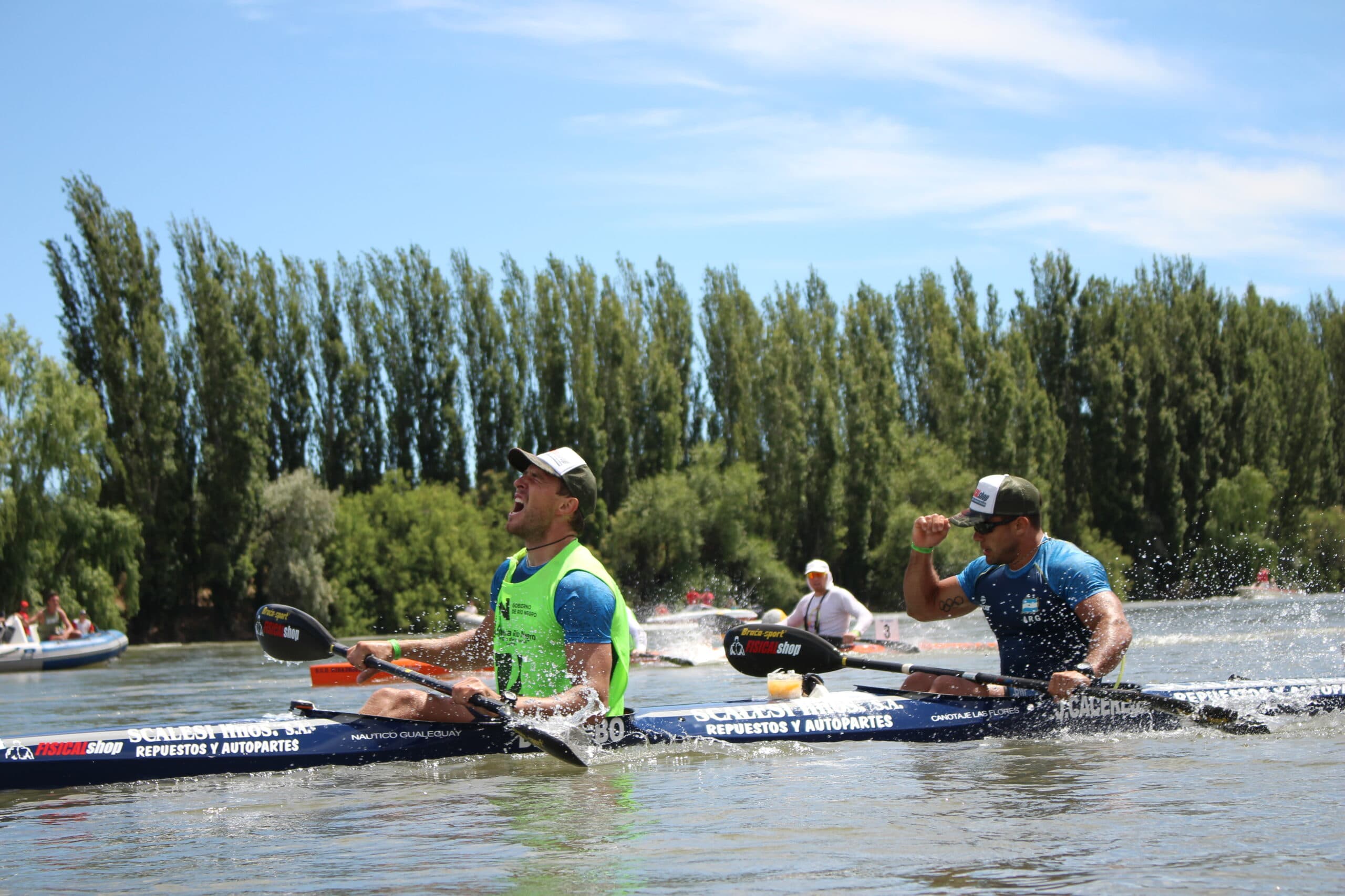 Tercera etapa: En un final apretado, volvió a ganar Dal Bó-Cáceres en la llegada de la Regata a Choele Choel