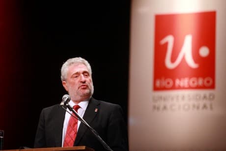 Duelo Universitario de tres días por el fallecimiento del Rector Juan Carlos Del Bello