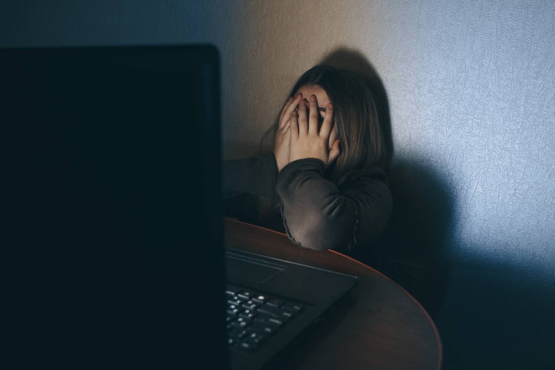 Investigan un hombre por distribución y tenencia de archivos de explotación sexual infantil