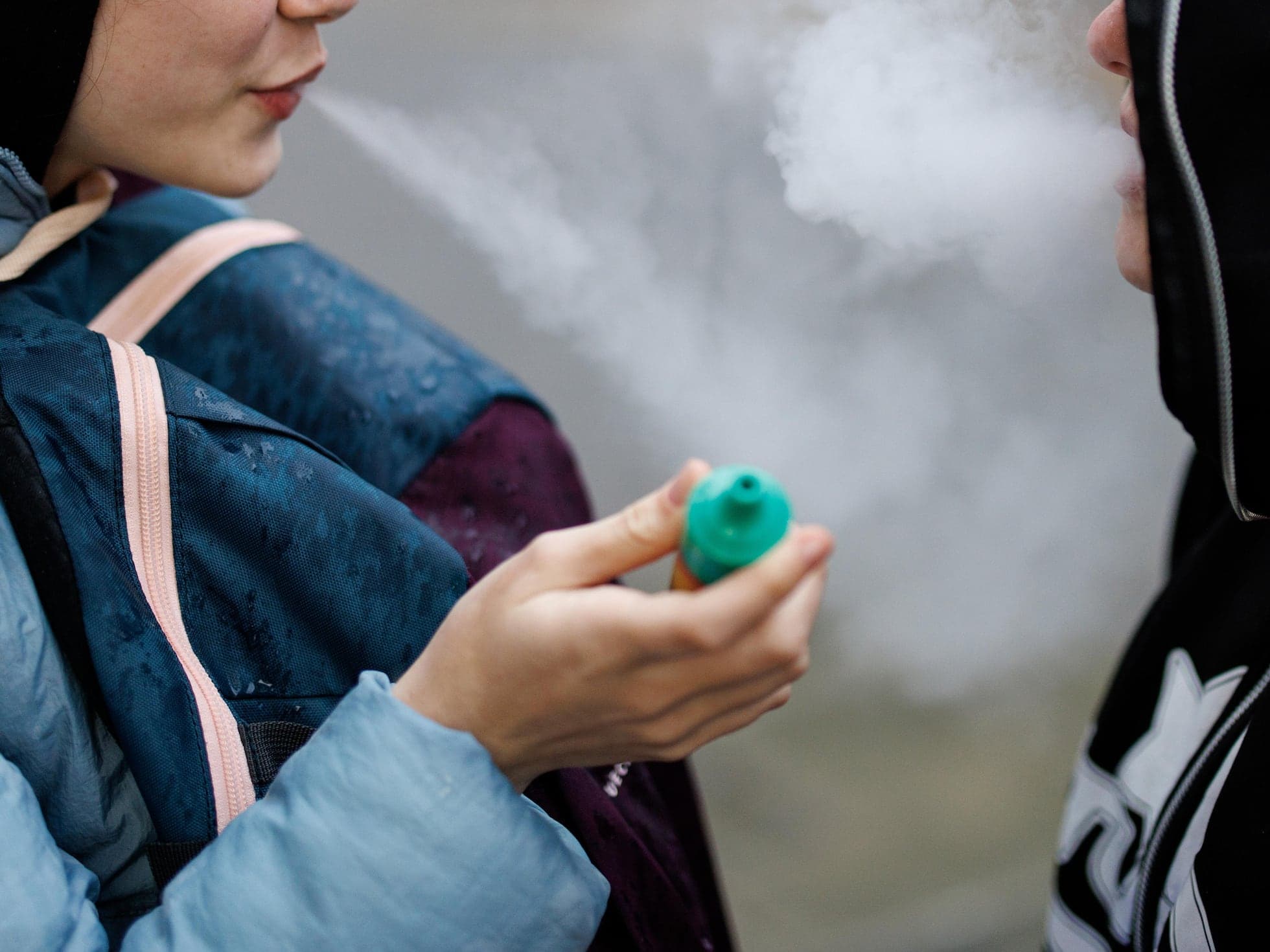 Buscan combatir la expansión del vapeo, especialmente entre adolescentes y jóvenes en Rio Negro