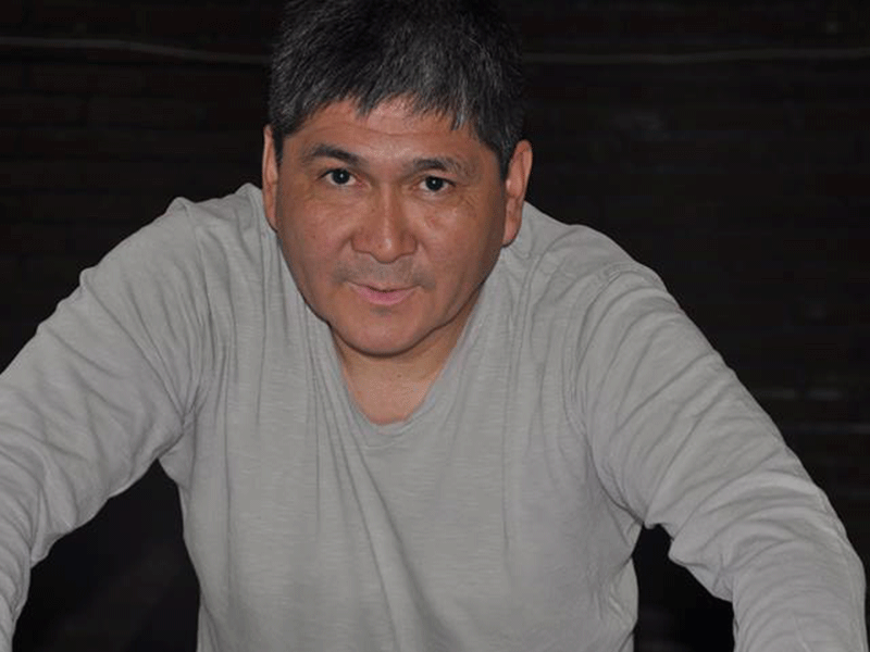 «El gobernador quiere embarrar la cancha»