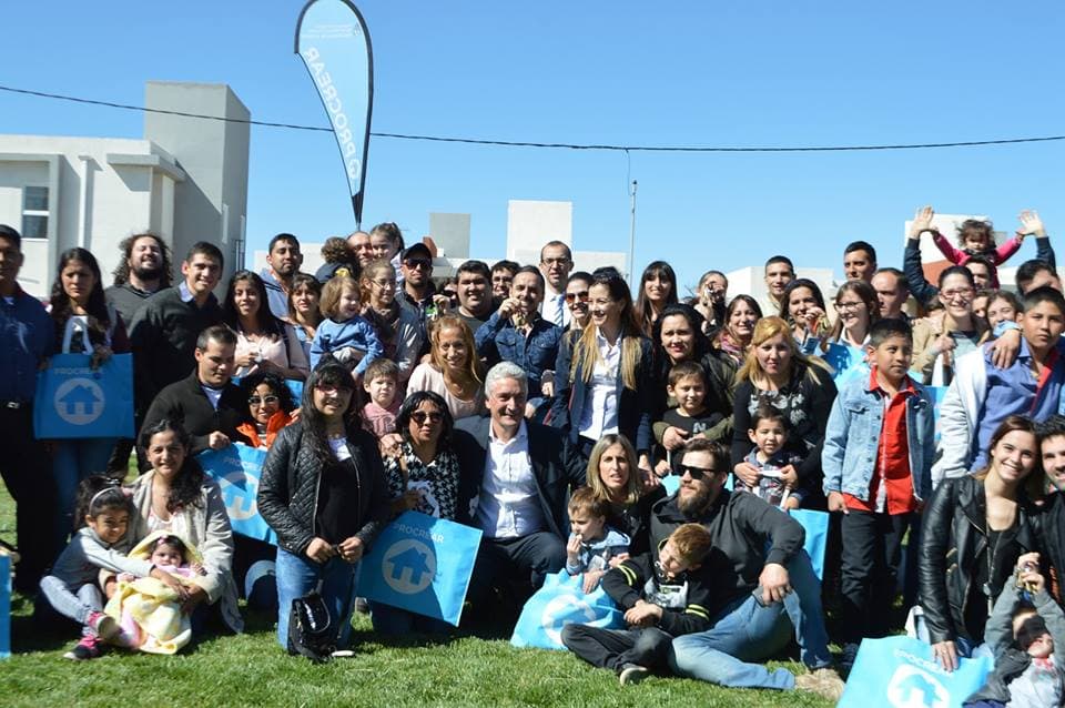 Mas de 60 familias de Patagones recibieron la llave de sus viviendas del PROCREAR