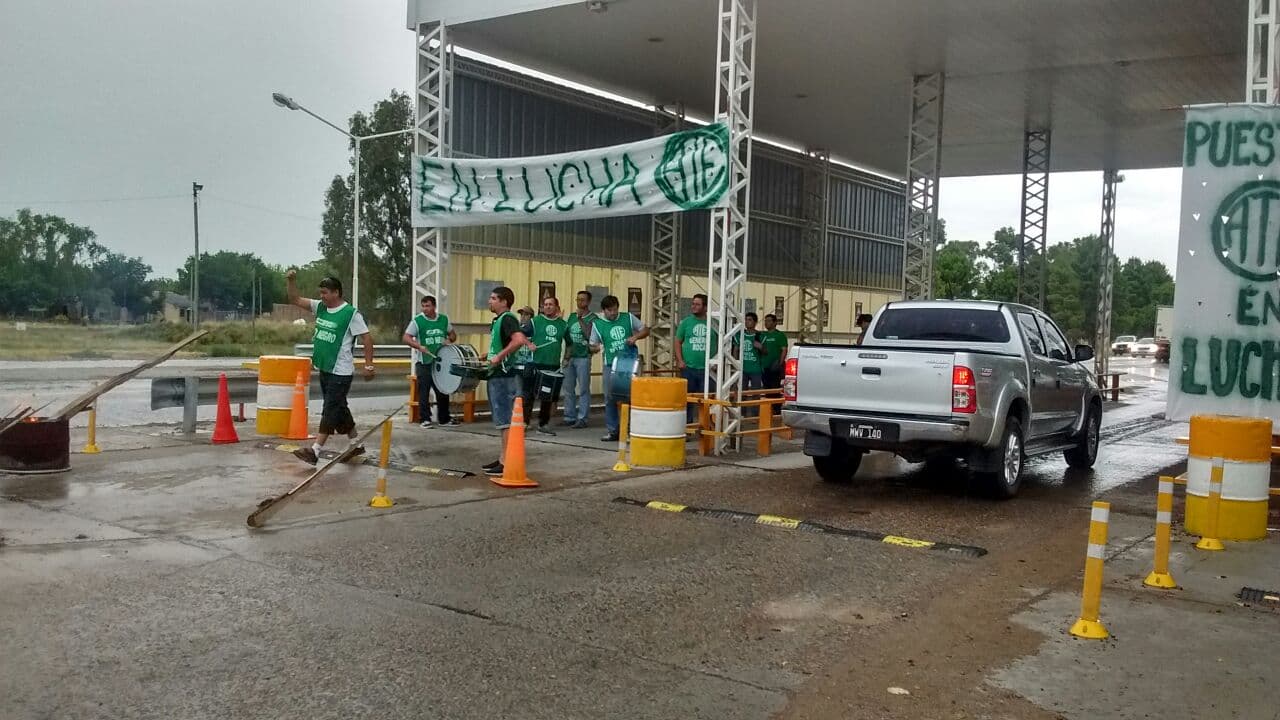 Realizan medidas de fuerza sorpresivas en las barreras zoofitosanitarias del SENASA