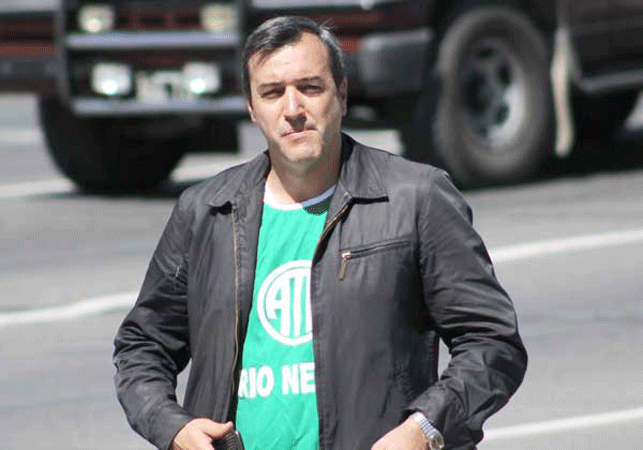 Un mínimo de $16.000 y un incremento del 44% pide ATE y exige a UPCN que abandone la negociación salarial