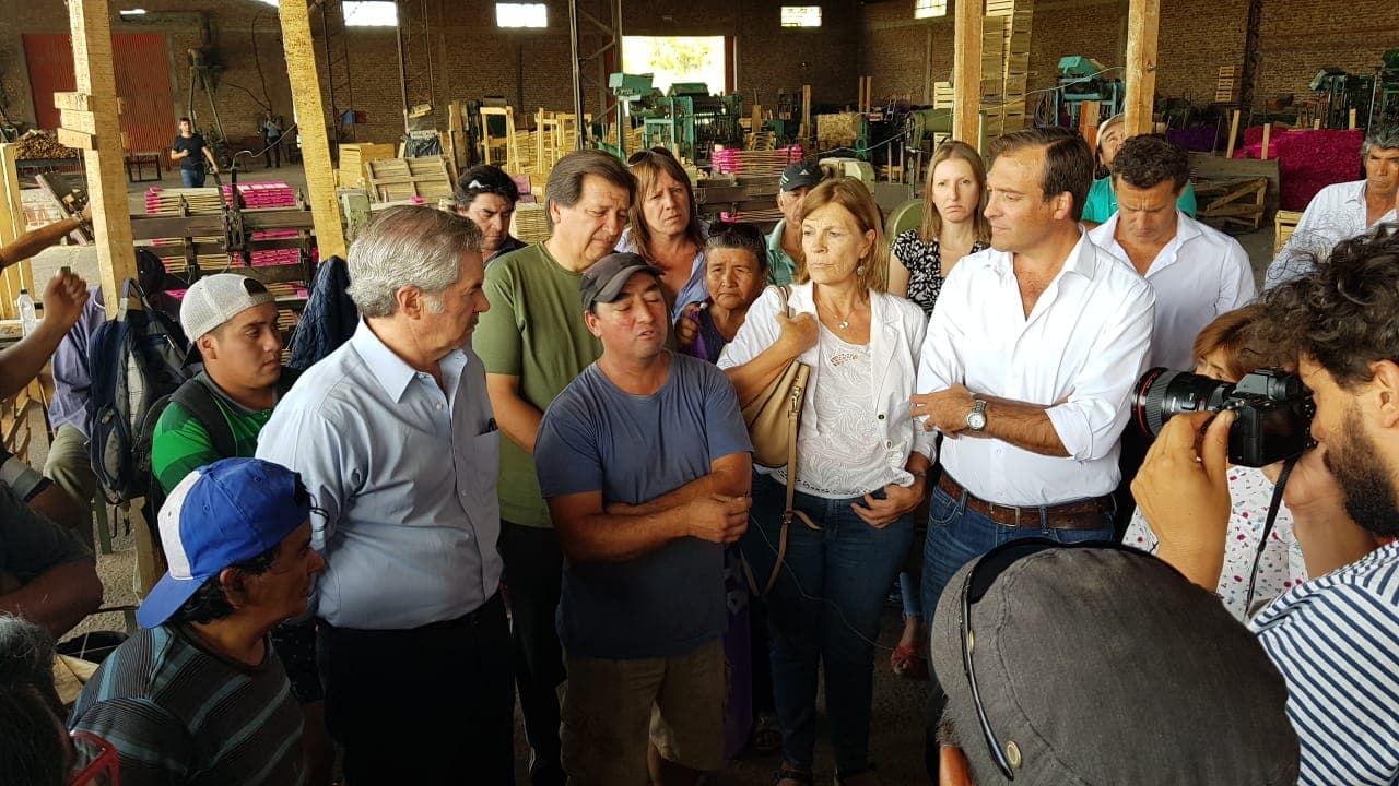 Martín Soria recibió en Roca al diputado y precandidato presidencial Felipe Solá