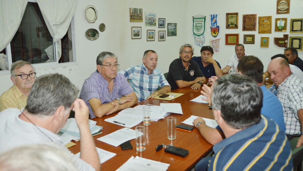 Beacon, seguirá al frente de la Liga Rionegrina de Fútbol ganó la votación 5 a 1 al candidato de Aurrecochea