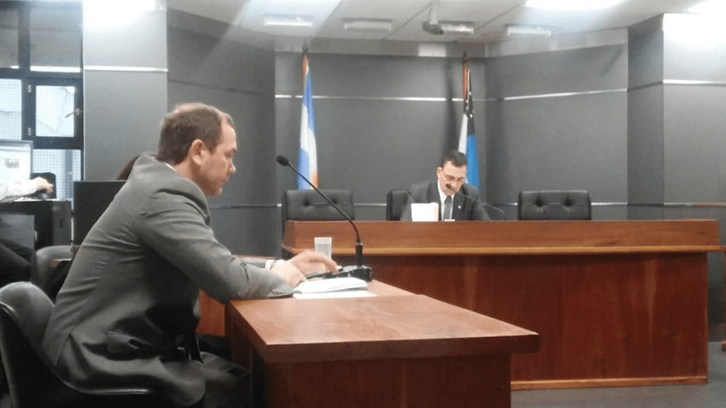 “La fiscalía finalizó la investigación de APEL hace tiempo y va llevar a los diez imputados a juicio”
