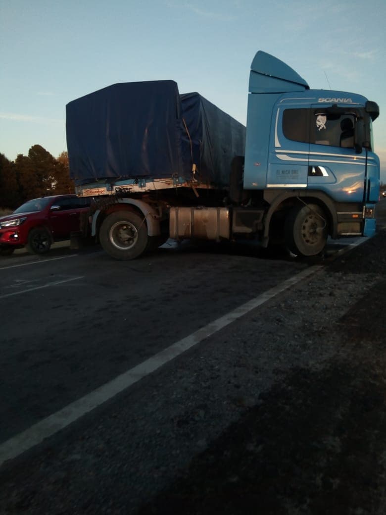 Murió el hombre que chocó contra un camión, hace unos días falleció un bebé del mismo accidente