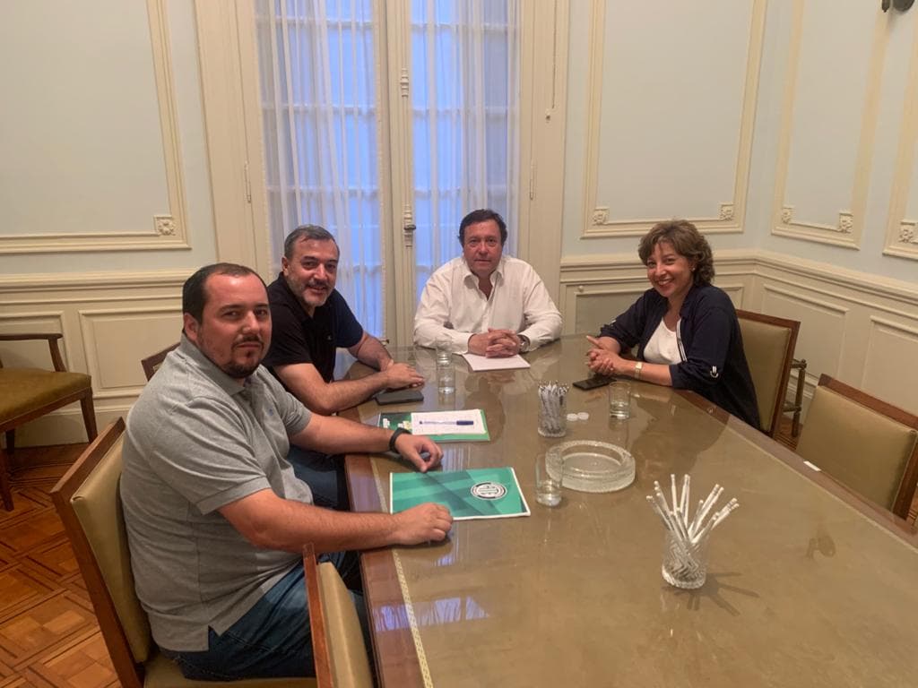 Weretilneck y Carreras se reunieron con ATE en Capital Federal