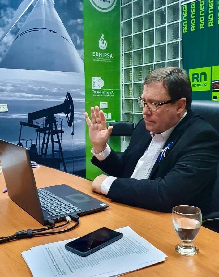 Weretilneck acompañó la ley para eximir de ganancias a los trabajadores de actividades esenciales