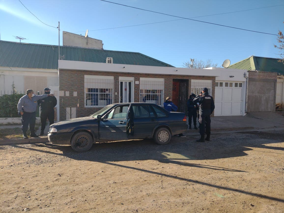 Su vehículo no pasó la Revisión Técnica y comenzó a los tiros