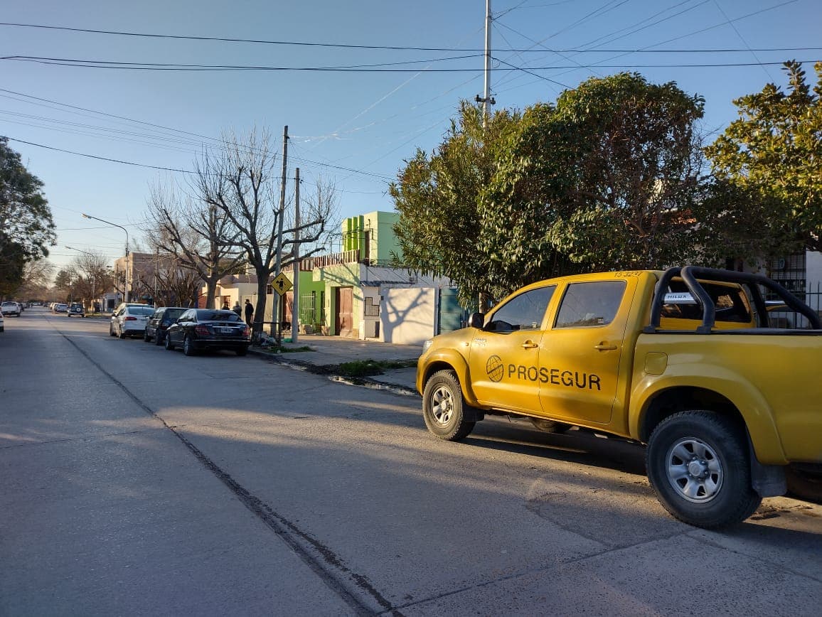 Roban unos 90 mil dólares en una casa de Viedma