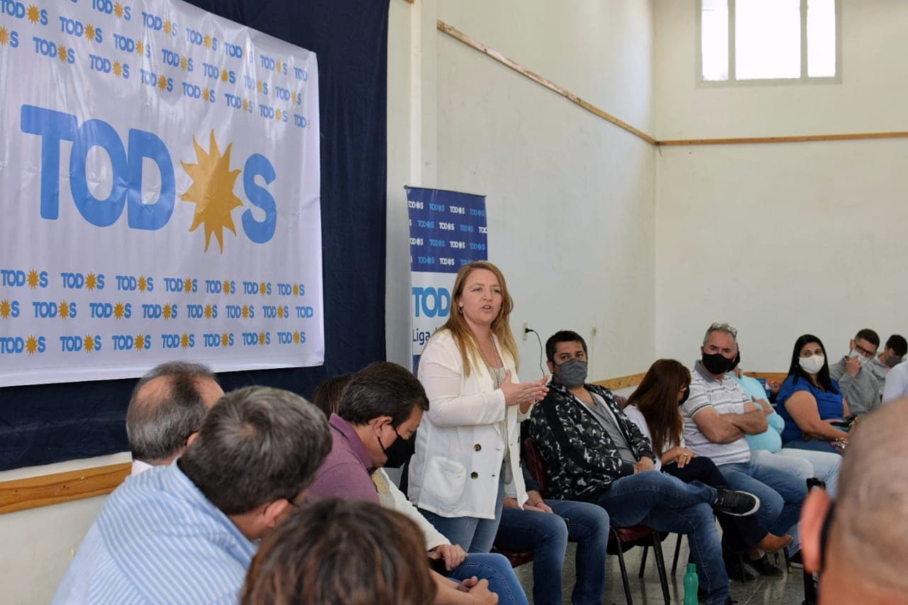 Los Concejales del Frente de Todos mostraron su apoyo para Ana Marks y José Luis Berros