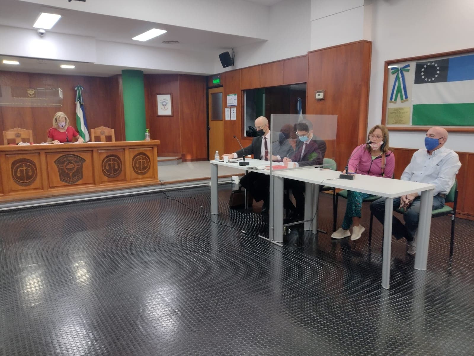 Por administración infiel imputaron a los propietarios de SIGLO XXI