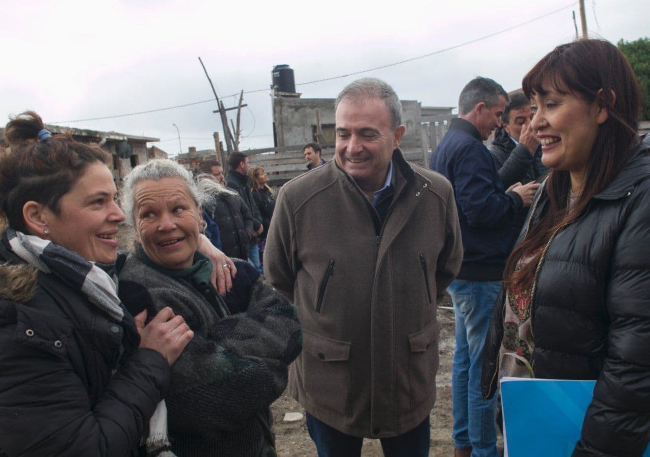Hubo recorrida de Pesatti y Miño en obras de urbanización en barrios de Viedma