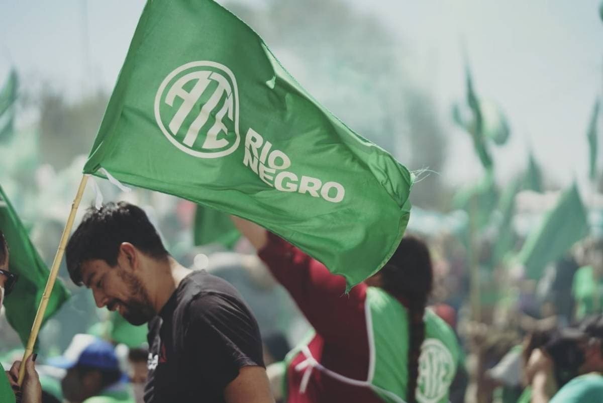 Se suspende el paro por parte de ATE, pero mantendrá el acampe frente a la Función Pública