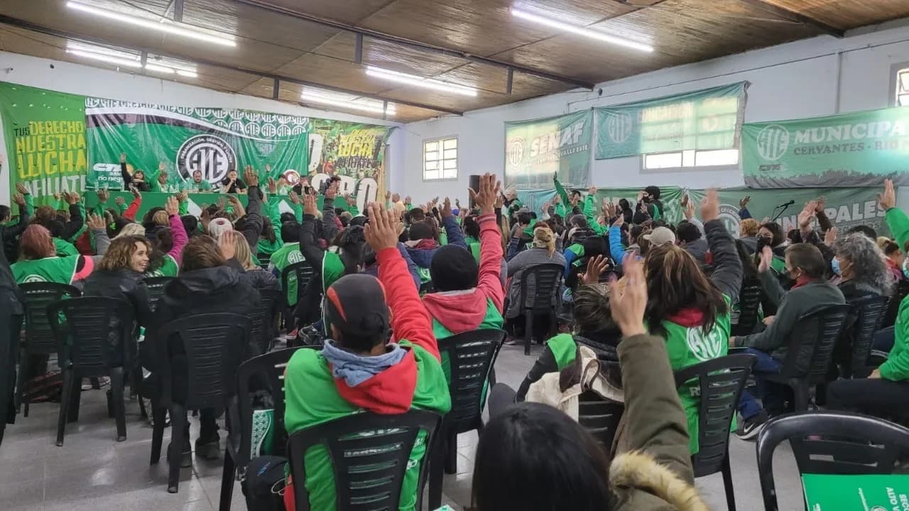 Este jueves ATE hace paro y realizará protestas en los consejos escolares zonales