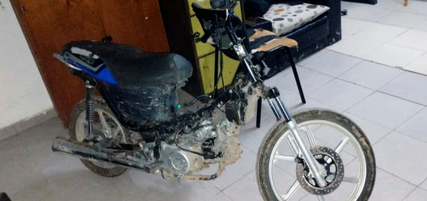 Circulaba en una moto con pedido de secuestro por el barrio Lavalle de Viedma