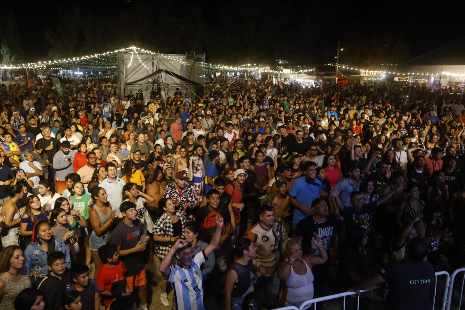 Terminó la Fiesta Nacional del Mar y el Acampante con un gran marcado de público