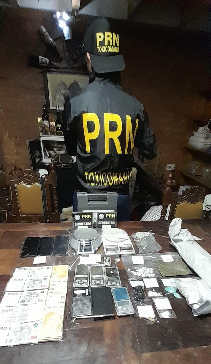 Una familia que se dedicaba a vender drogas fue detenida en dos allanamientos