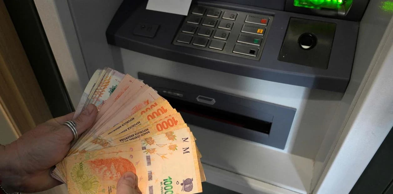 Del 2 al 8 de diciembre cobran el sueldo de noviembre los estatales rionegrinos