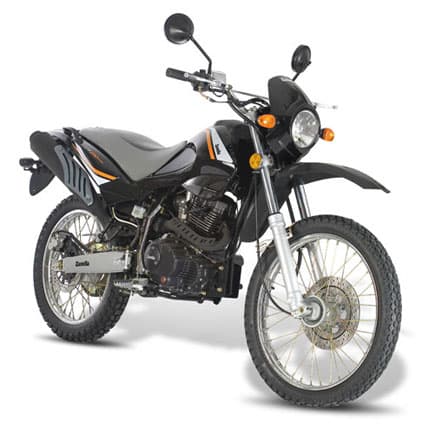 Por no cambiar una moto fallada deberán indemnizar a la compradora por daño material, moral y punitivoo