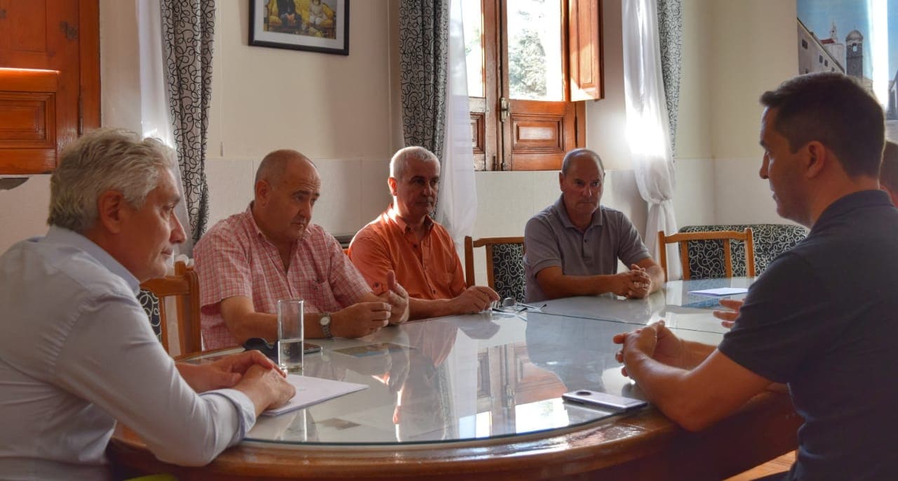 Hay 95% de avance en la obra de ampliación del tendido eléctrico en Patagones