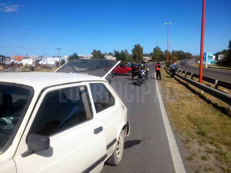 Triple choque en el puente nuevo de Viedma con varios heridos