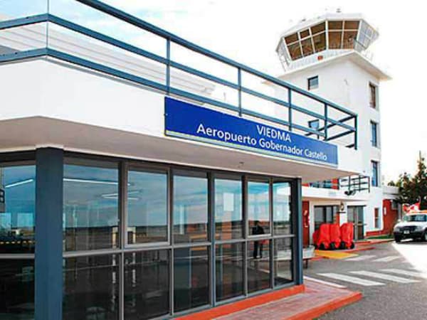 Un hombre de Viedma compró pasajes aéreos y el vuelo se suspendió por la pandemia, deberá indemnizarlo