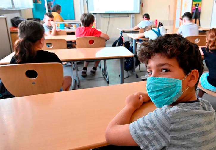 UnTER exige un refrigerio para los alumnos presenciales