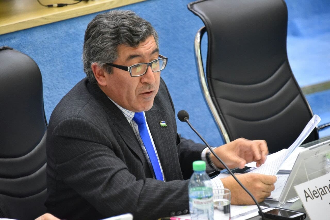Legisladores del FPV apoyarán la nueva emisión de Letras para pagar salarios