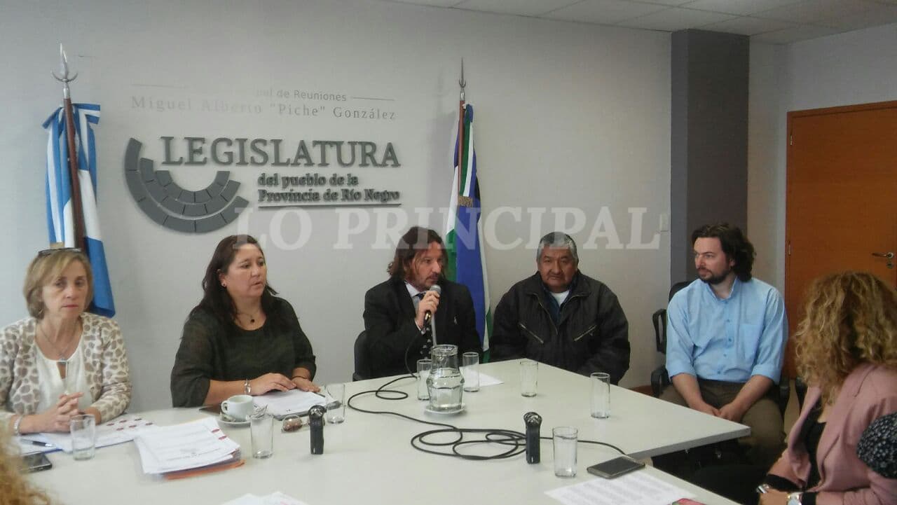 El padre de Daniel Solano pide fondos al Ejecutivo para bajar al jagüel y retirar el cuerpo de su hijo