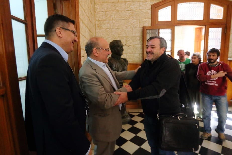 El Gobierno se reunió en la mesa de diálogo con ATE