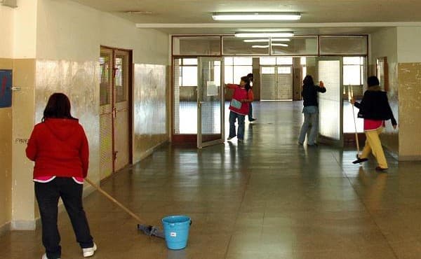 «La incorporación de estatales es aún insuficiente y lo que debe cuestionarse es el mecanismo de ingreso y su distribución»