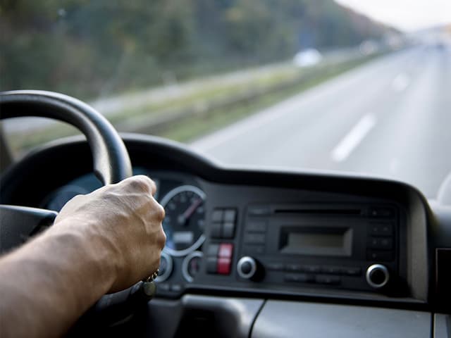 Sacó combustible de la empresa para la que trabajaba, lo vendió y fue despedido con causa