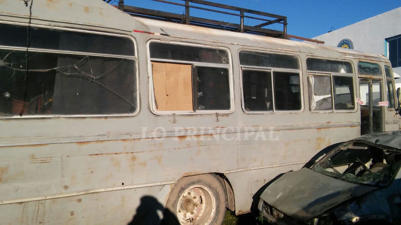 El fin de semana secuestraron dos colectivos inhabilitado para transportar personas