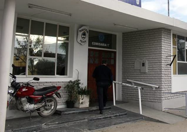 Robaron una financiera en Viedma el viernes, los detuvieron y le dictaron prisión preventiva