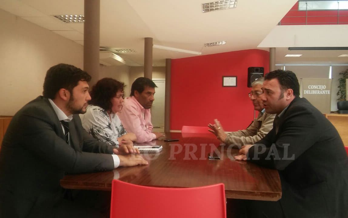 Para mantener la sanidad del río los concejales se reunieron en Viedma