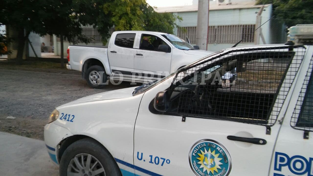 Robaron más de 100 mil pesos con la venta ficticia de un auto, hubo disparos