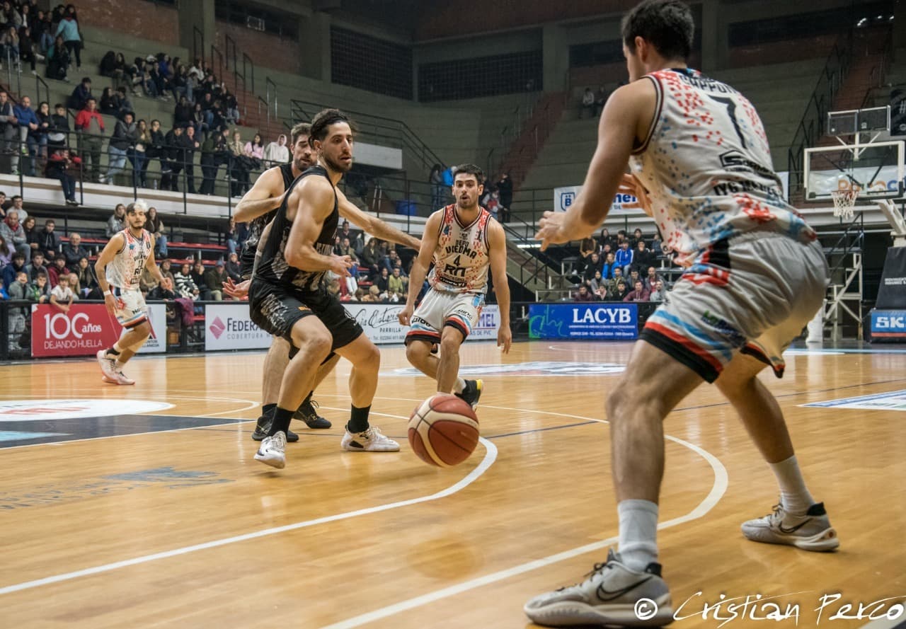 El Deportivo Viedma se metió por primera vez en las finales de la Conferencia Sur de la Liga Argentina
