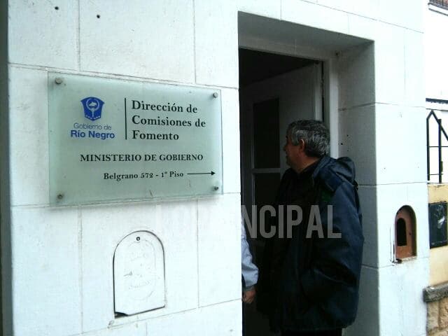 ATE tomó la Dirección Provincial de Comisiones de Fomento en Viedma para que se efectúe el contrato a empleados