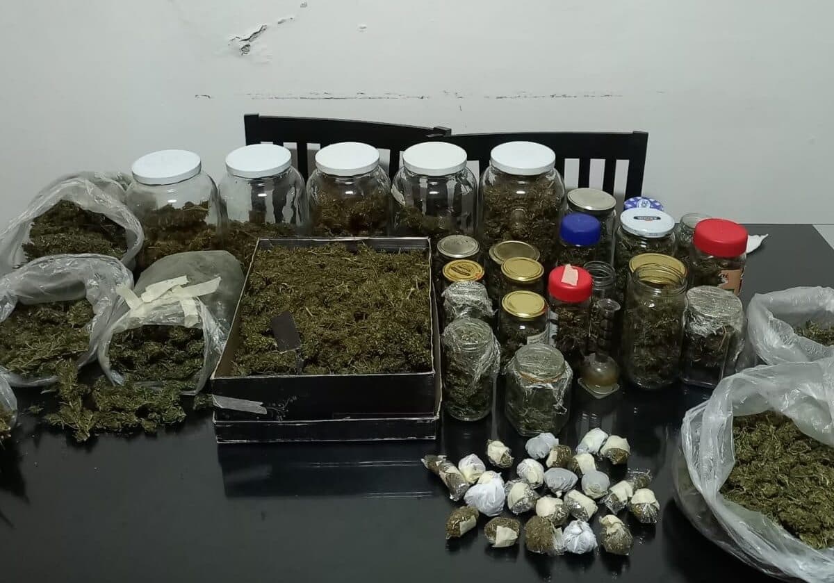 Detienen a una mujer en Patagones con un kilo y medio de marihuana