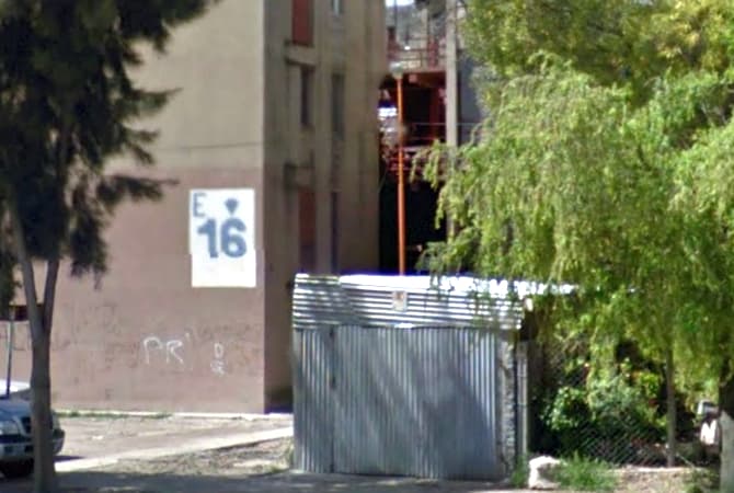 Entraron por el primer piso de un departamento y pudieron salvarle la vida a una mujer de 95 años